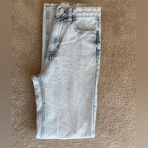 90’s boyfriend jeans